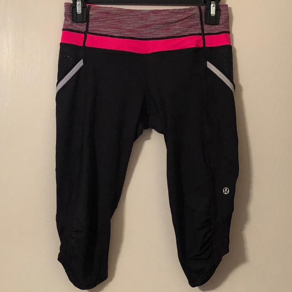 Lululemon Athletica Embellished Capri Leggings